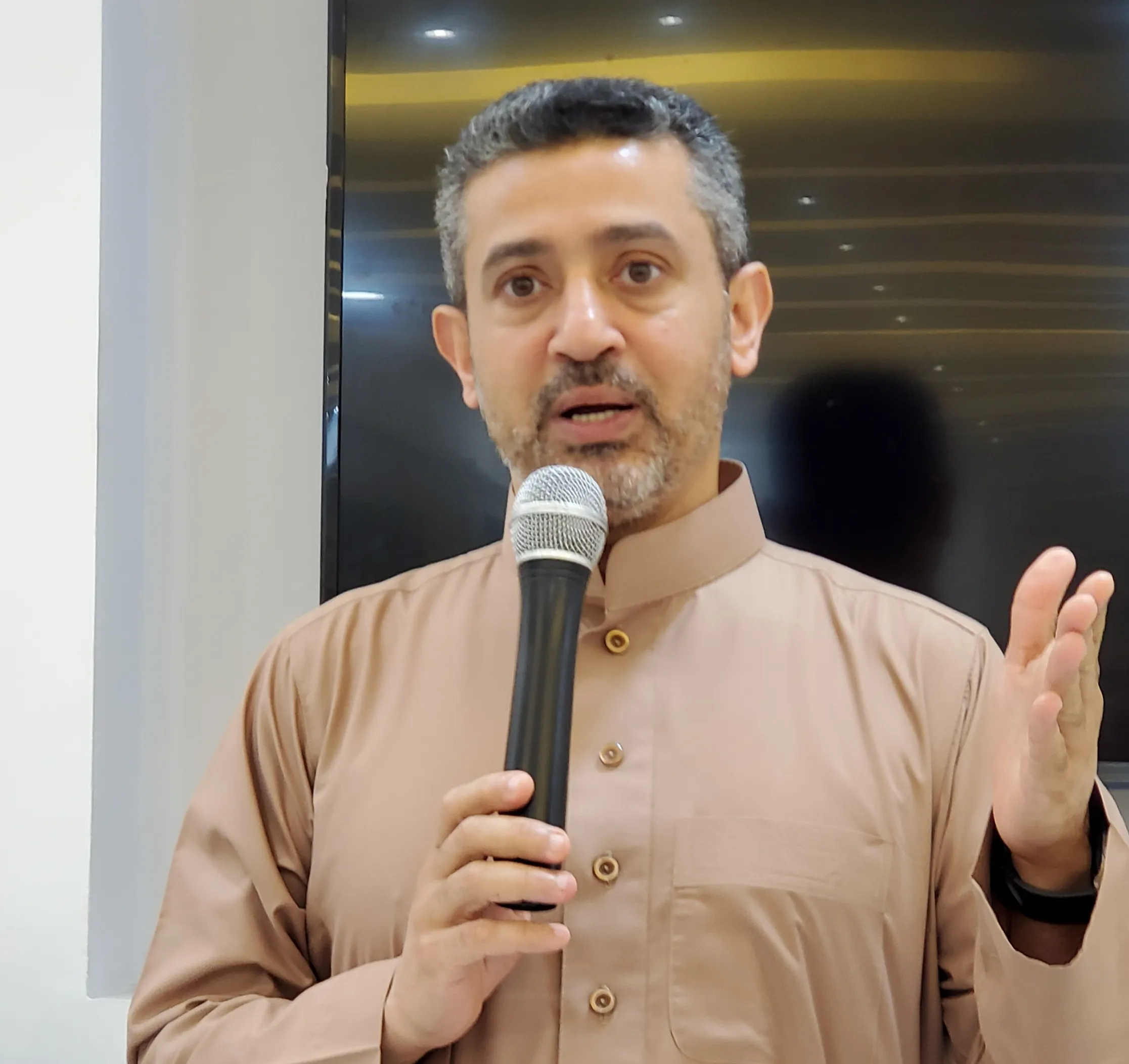 محمد عبدالواسع هائل